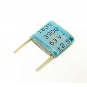 0.0039UF 63V RADIAL CARRÉ GROS
