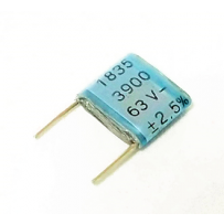 0.0039UF 63V RADIAL CARRÉ GROS